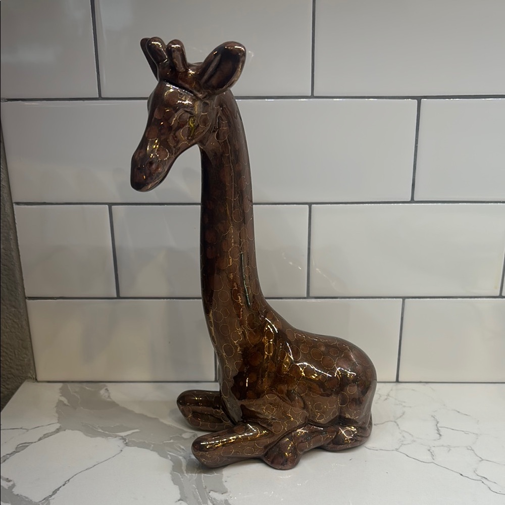 Ceramic decorative giraffe 🦒
